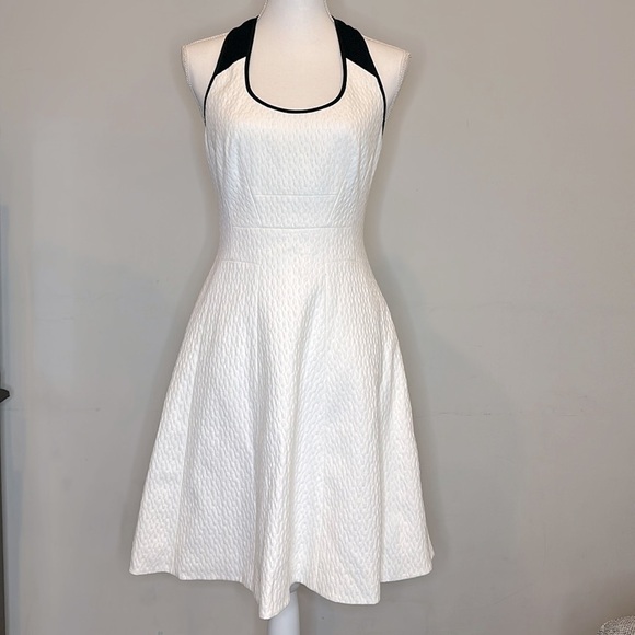 Karen Millen White Textured Fit & Flare Sporty Back Detail New w/Tags - Picture 2 of 13